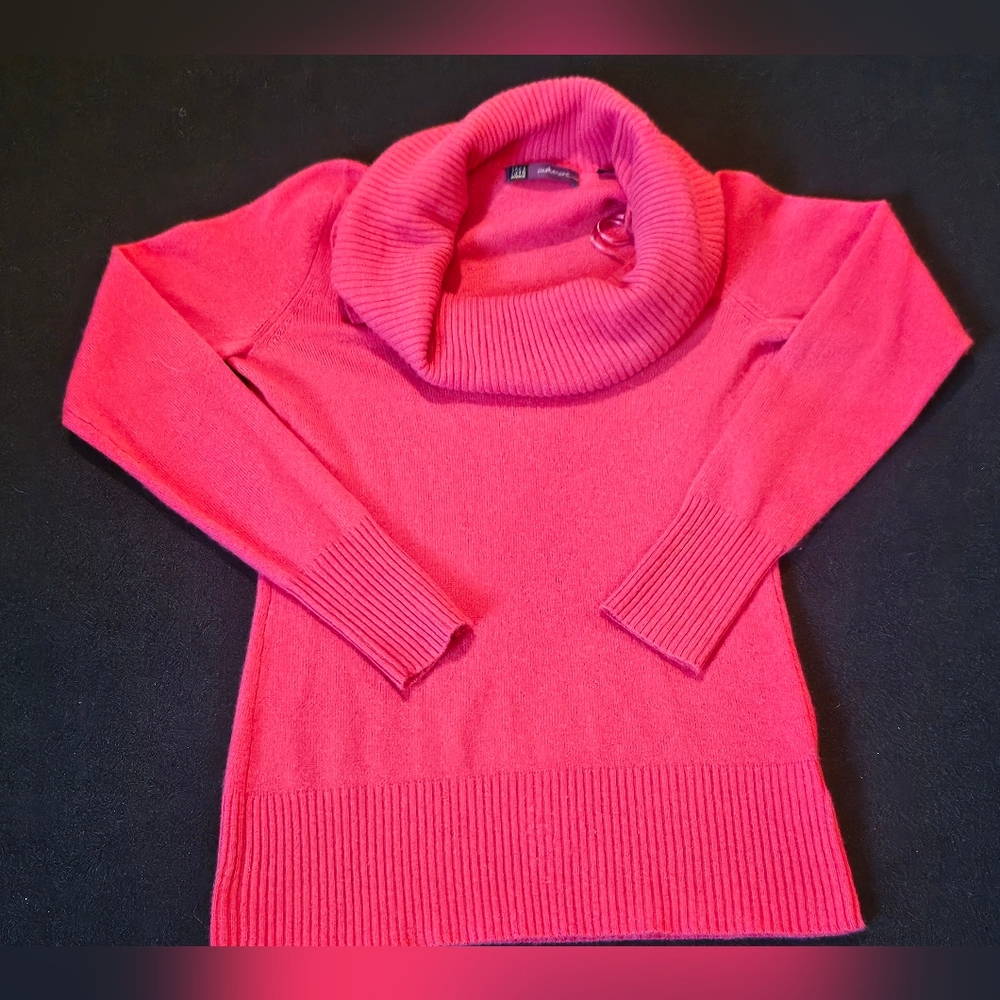 Saks Cashmere size Small Pink Cowlneck‎ Sweater